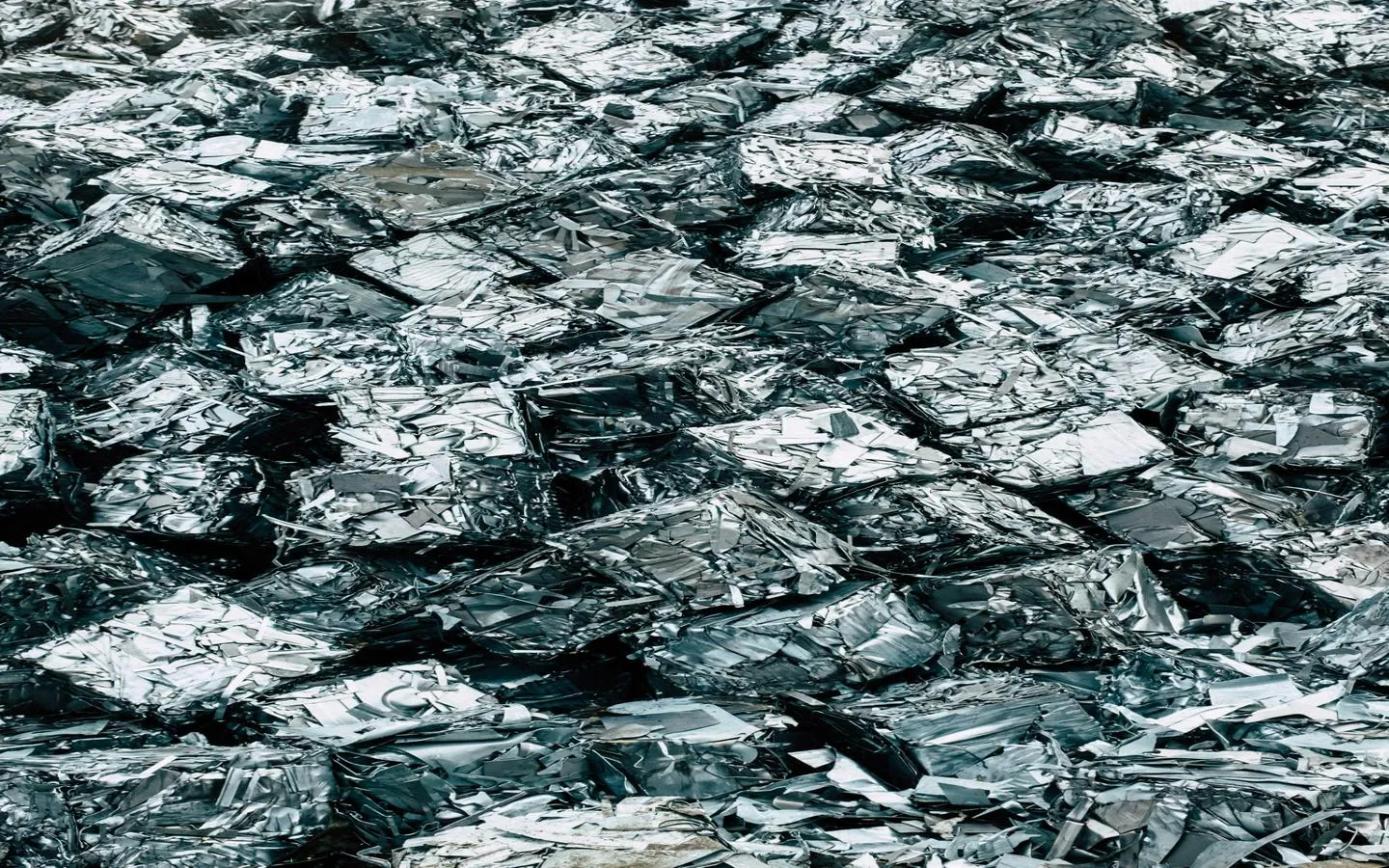 Metal recycling cubes
